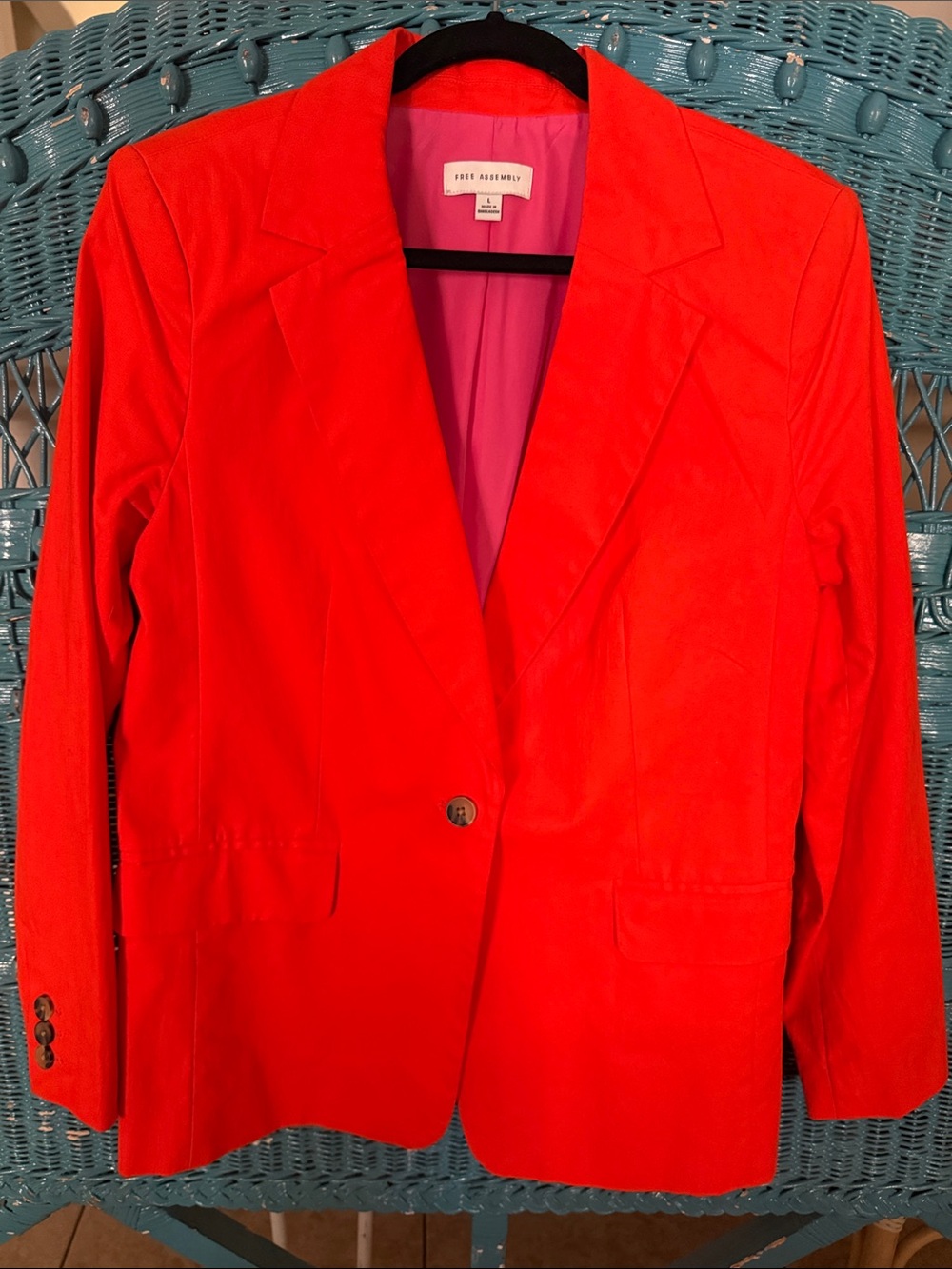 Free Asswmbly single button blazer red-orange